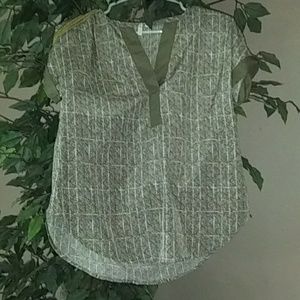 Nice dress/casual shirt